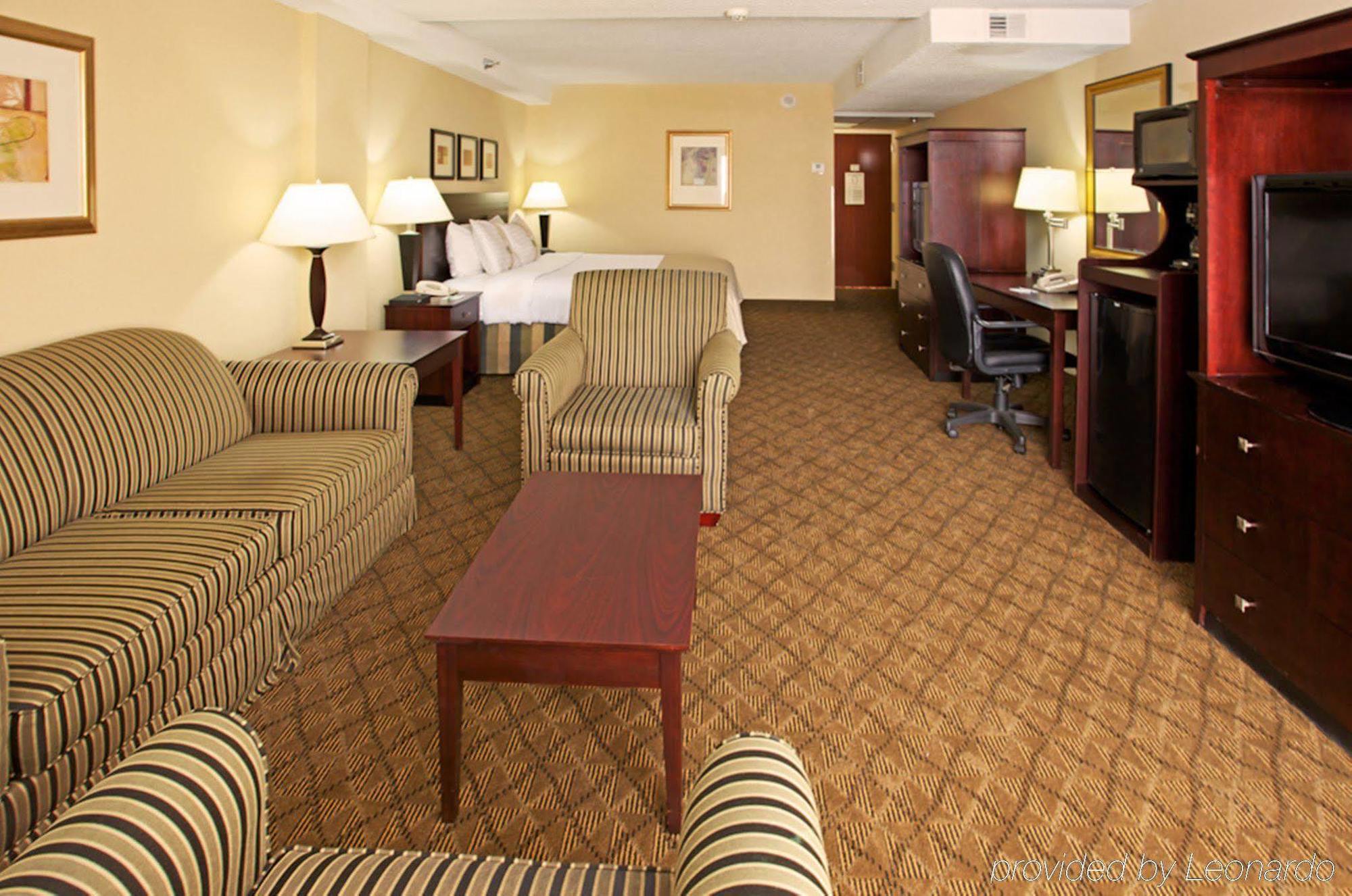 Holiday Inn Hotel And Suites Beaumont-Plaza I-10 & Walden, An Ihg Hotel Oda fotoğraf